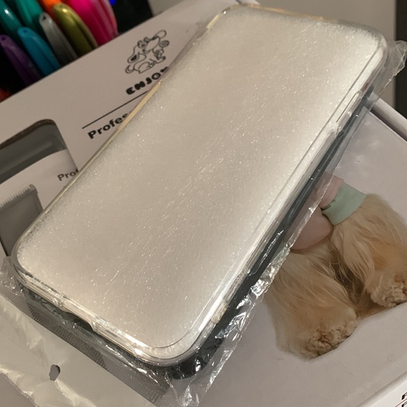 2 Brand New never used phone cases Designer D&C iPhone 11 still sealed - Picture 6 of 10